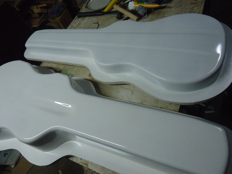 fibreglass guitar case 4.JPG