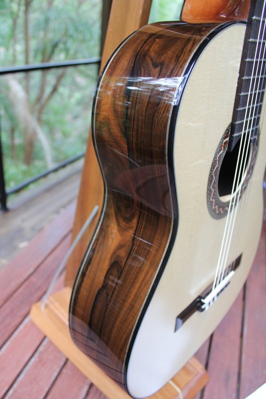 Classical-Guitar-Ziricote-Spruce-009.jpg