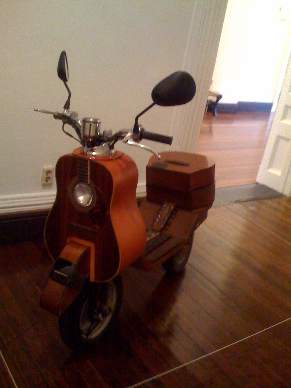 guitar bike.jpg