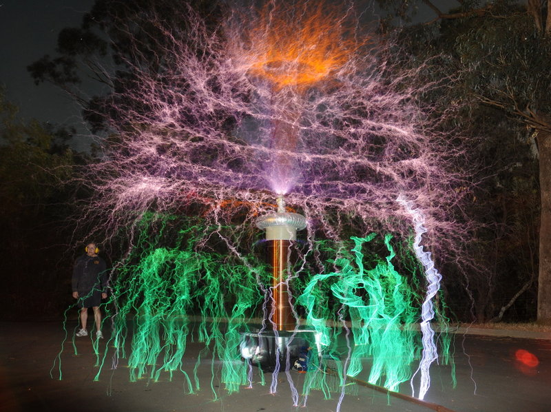 teslacoil.jpg
