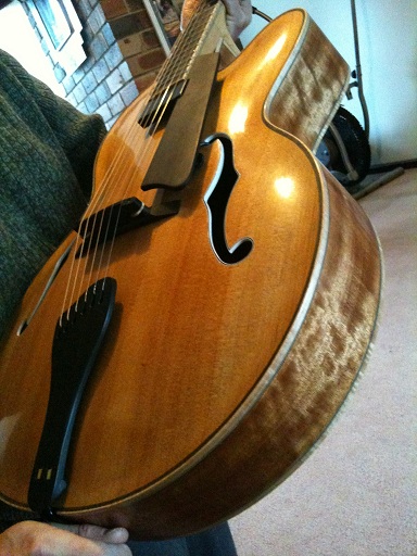 Kauri Archtop  1b Small.jpg