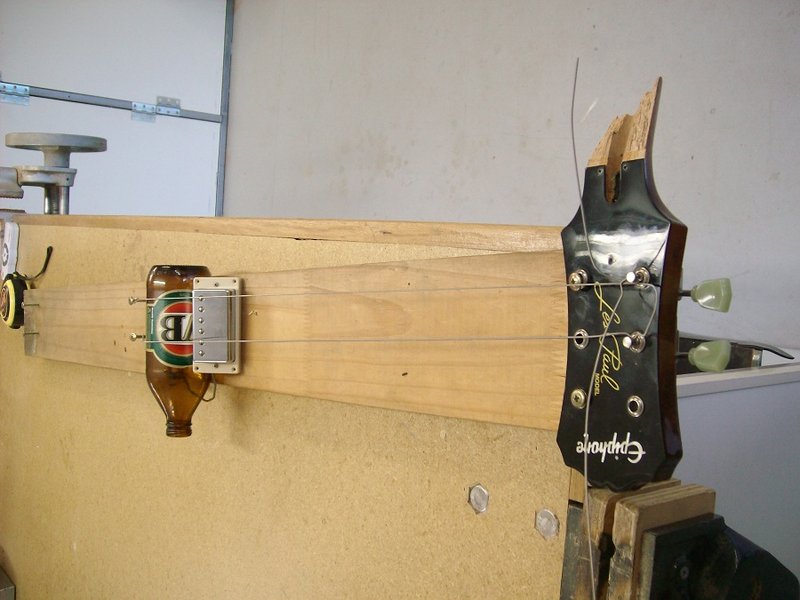 tony's guitar 008.JPG