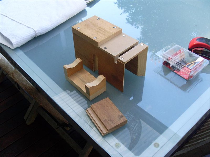 nut slot jig 002 (Medium).JPG