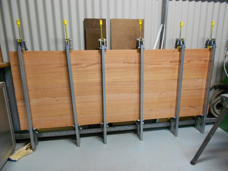 Bench1.jpg