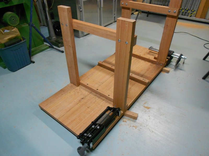 Bench2.jpg