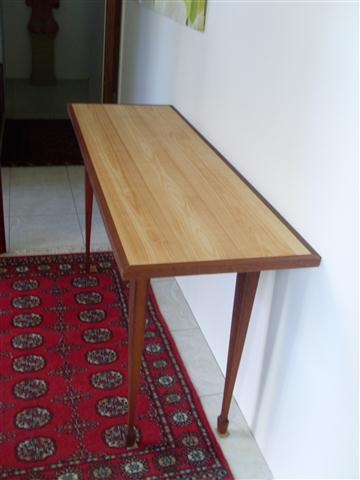 hall table 002 (Small).JPG
