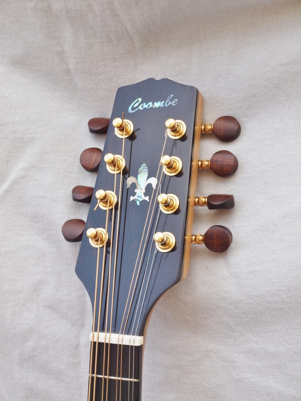 Headstock.jpg
