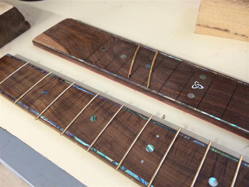 Avodire 001 Fret Board ringed Gidgee (Medium).JPG